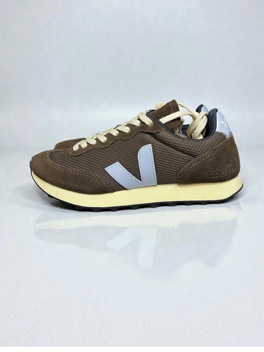 🌻NEW w/Box VEJA Rio Branco II Alveomesh Sneaker Sustainable Casual Size 40 US 9
